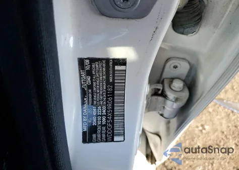 2009 Mercedes-Benz C 300 Luxury/Sport z USA, uszkodzony, nr VIN WDDGF54X59R061182